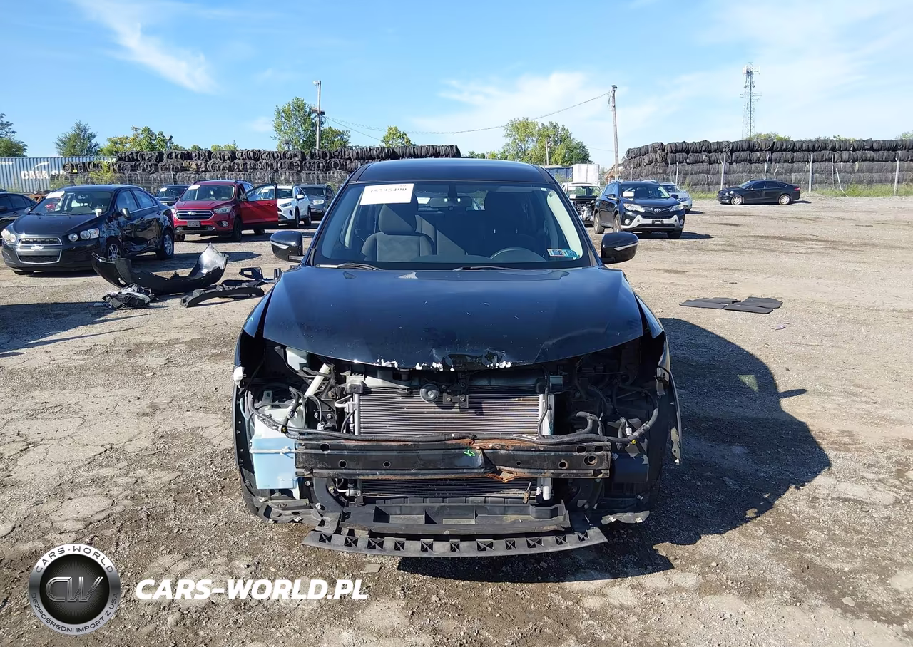 2015 Nissan Rogue S VIN:KNMAT2MV5FP516805 - 13