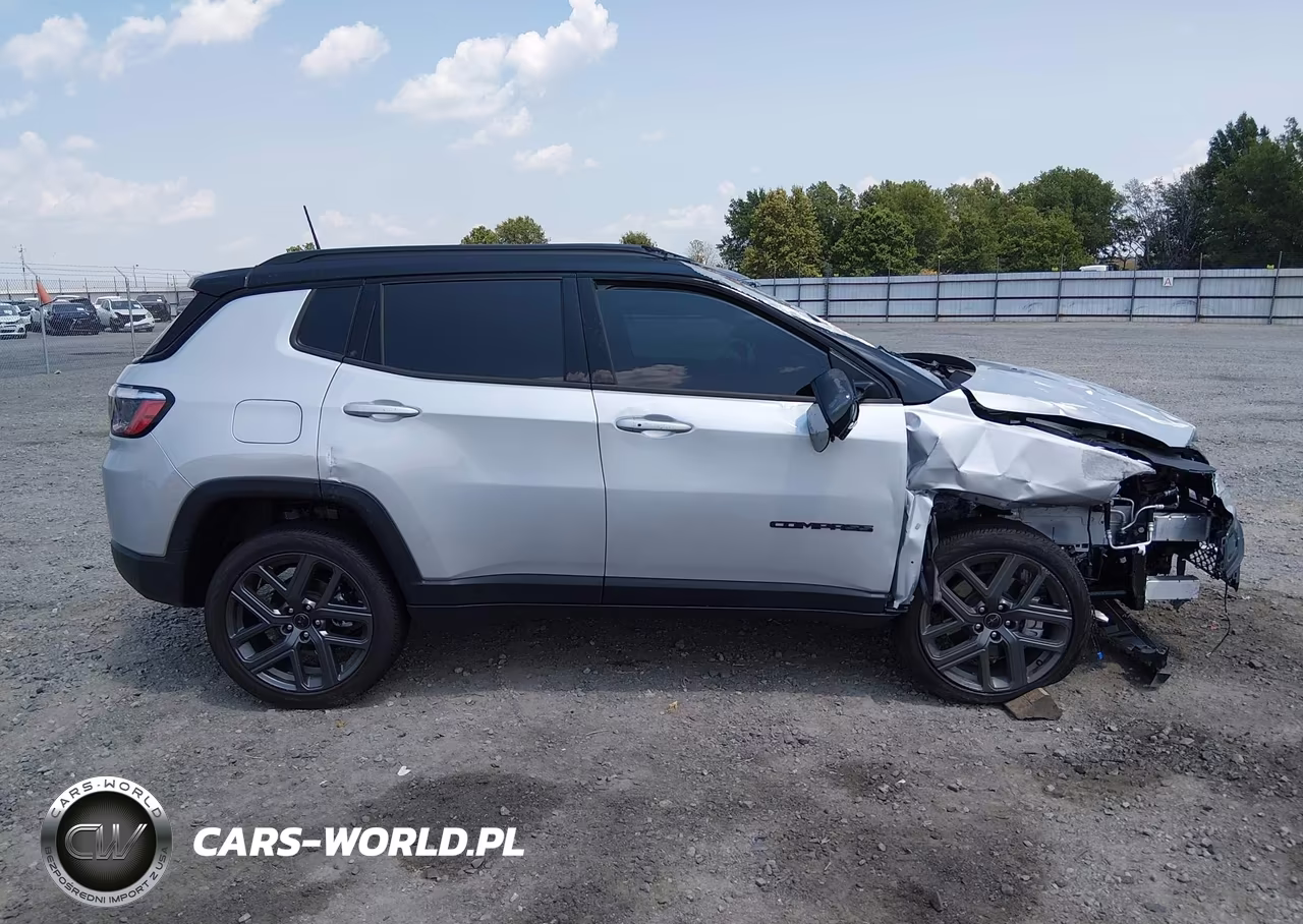 2026 Jeep Compass Limited Altitude VIN:3C4NJDCN4TT169186 - 14
