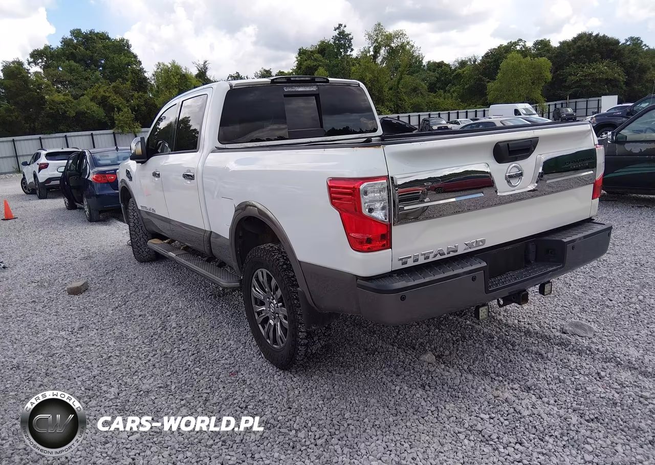 2016 Nissan Titan Xd Platinum Reserve Diesel VIN:1N6BA1F23GN515816 - 3