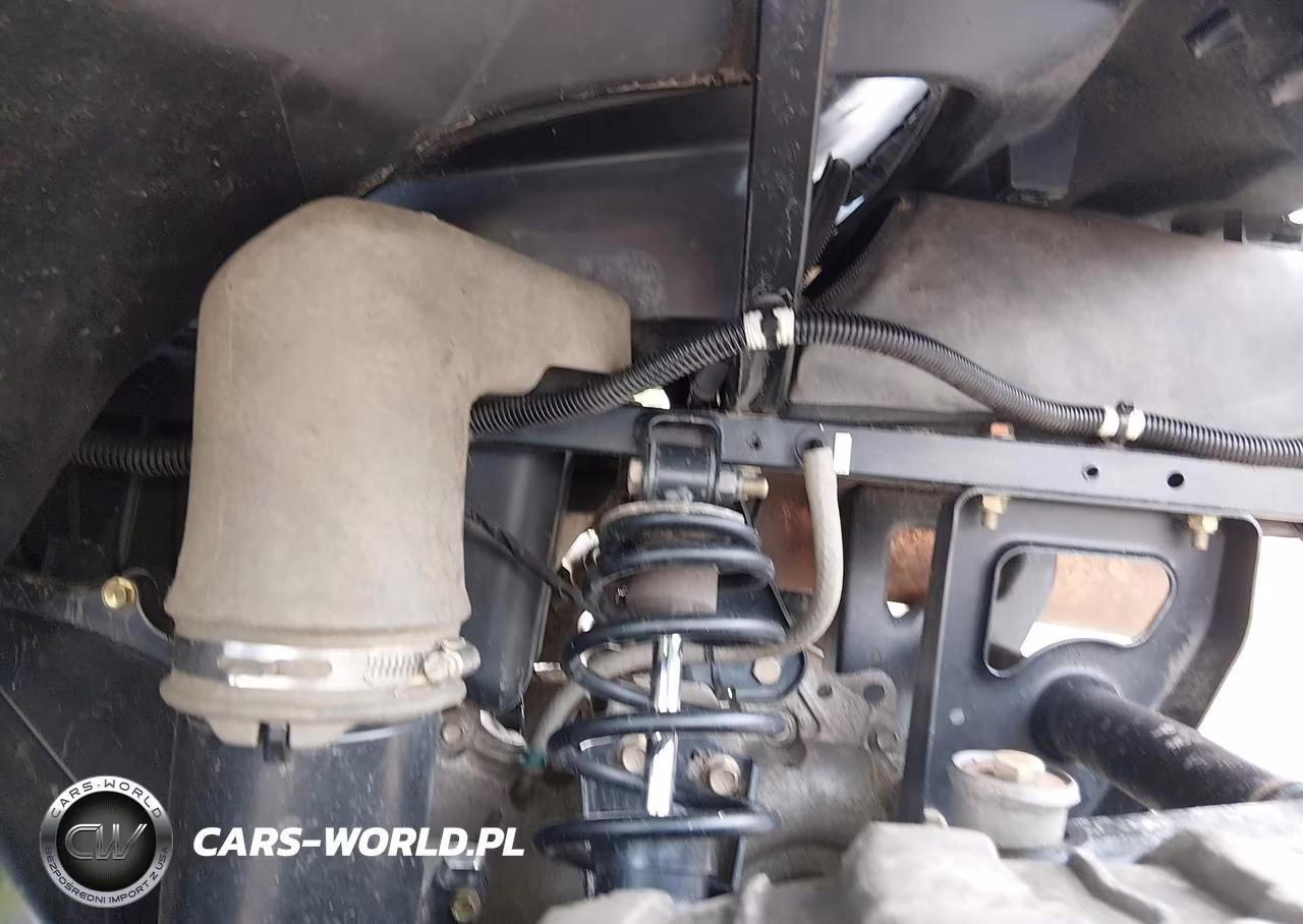 2024 Polaris Sportsman Trail 570 VIN:4XASHY572RA575513 - 9