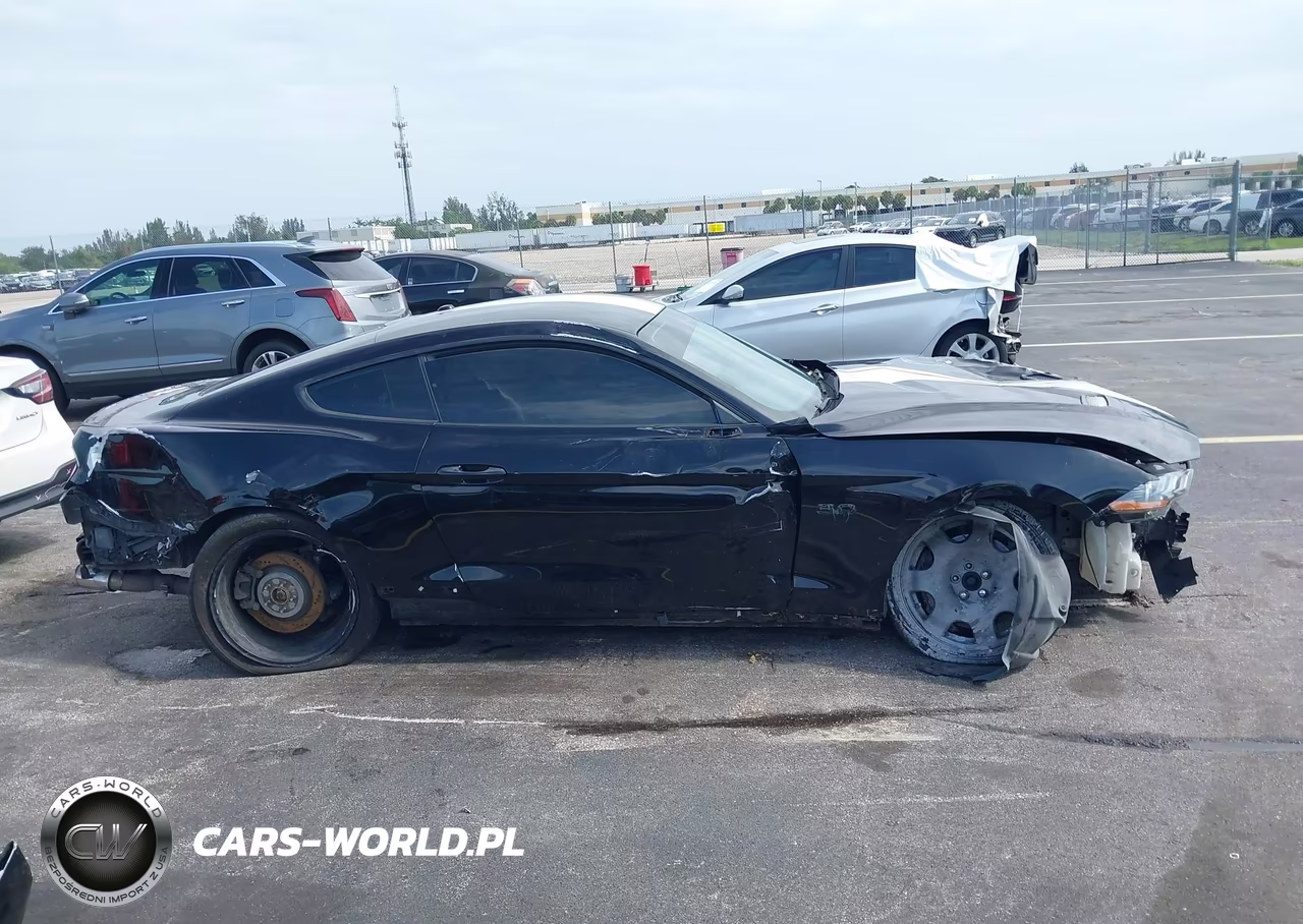 2020 Ford Mustang Gt Premium Fastback VIN:1FA6P8CF3L5177434 - 13
