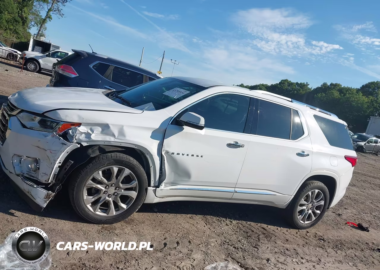 2018 Chevrolet Traverse Premier VIN:1GNEVJKW3JJ235266 - 14