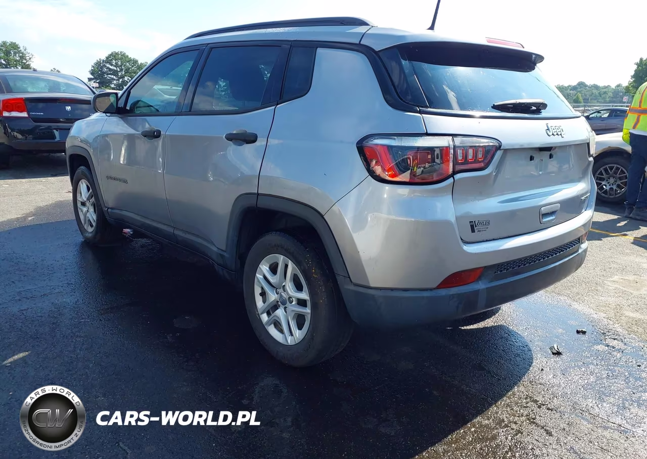 2018 Jeep Compass Sport Fwd VIN:3C4NJCAB9JT411132 - 3
