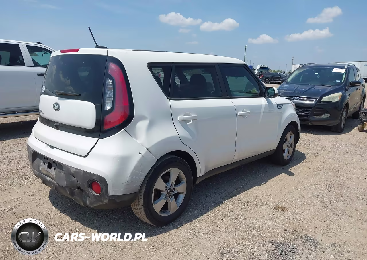 2017 Kia Soul VIN:KNDJN2A21H7433301 - 4