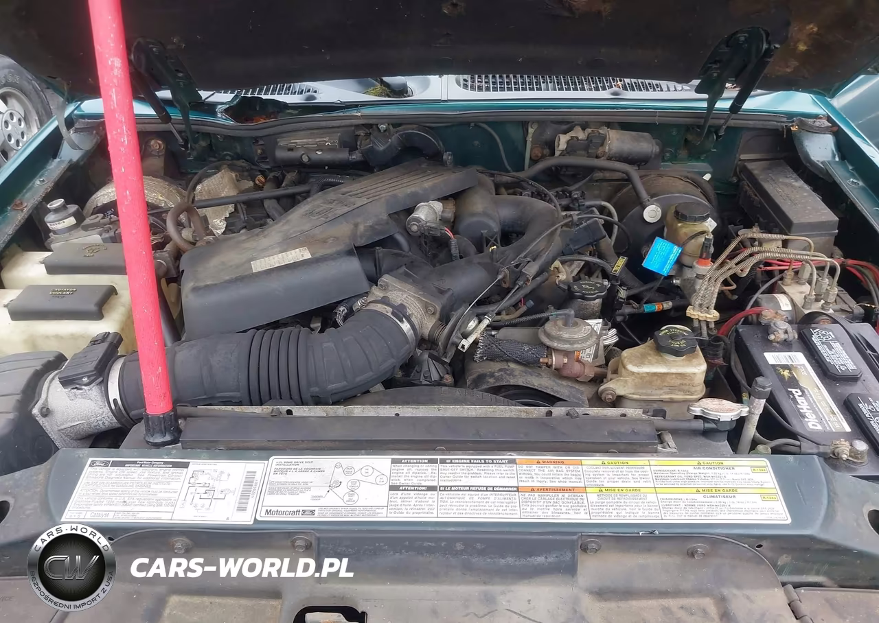 1998 Ford Explorer Sport VIN:1FMYU24E1WUA43171 - 10