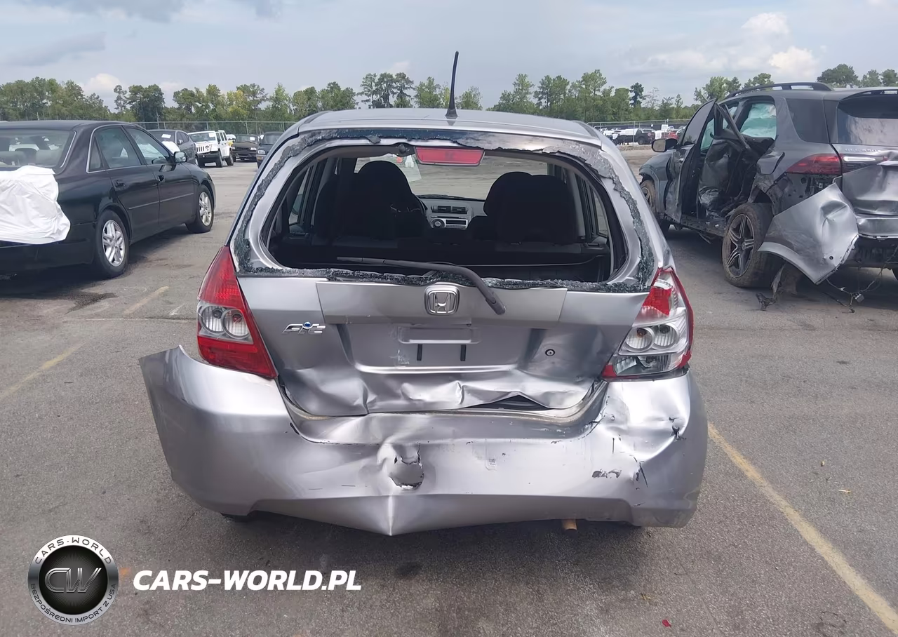 2008 Honda Fit VIN:JHMGD38498S058666 - 16