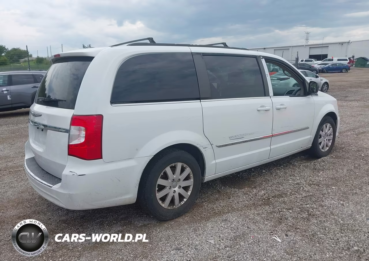 2014 Chrysler Town & Country Touring VIN:2C4RC1BG2ER442659 - 4