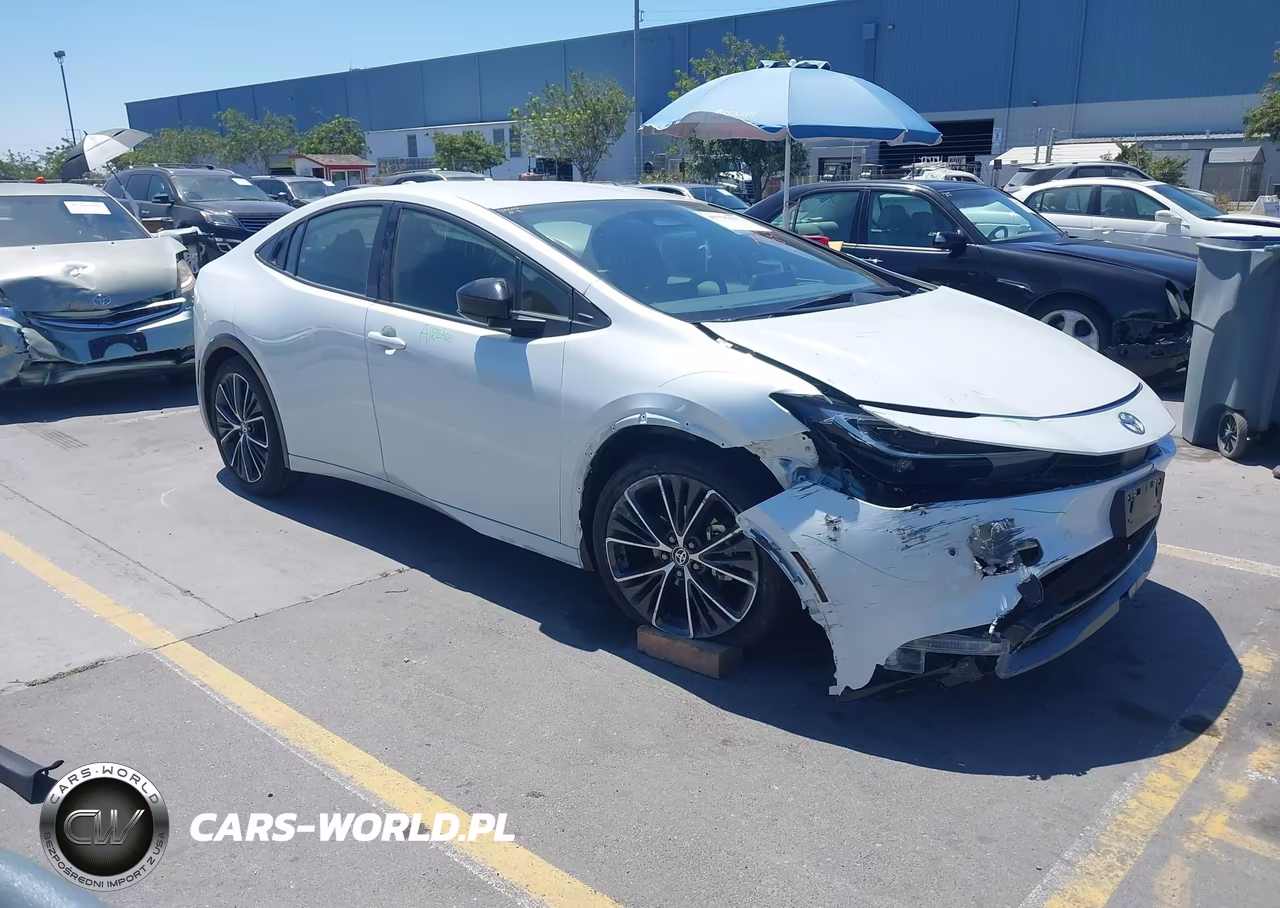 2024 Toyota Prius Xle – zdjęcie 1 z 17