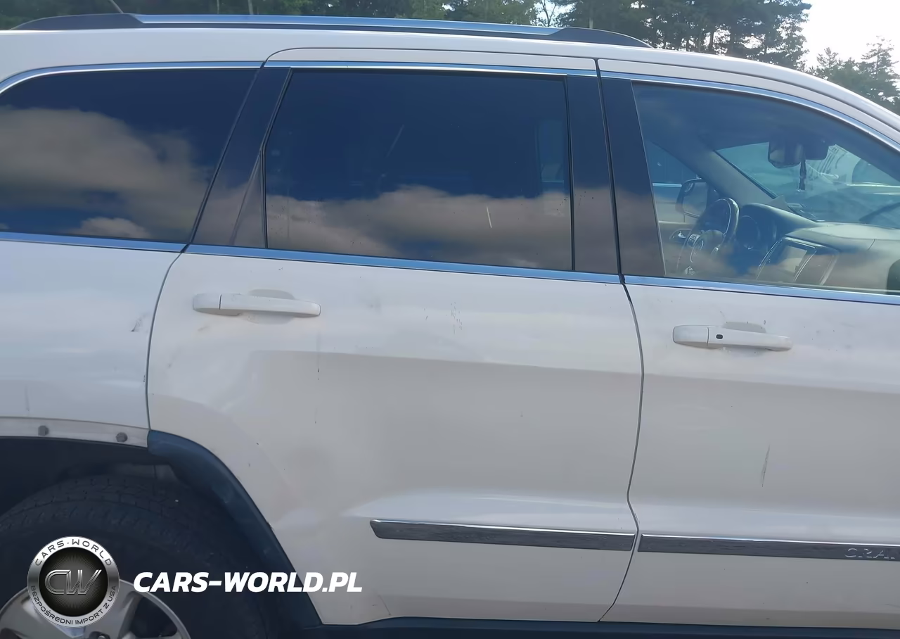 2013 Jeep Grand Cherokee Overland VIN:1C4RJFCT1DC603265 - 19