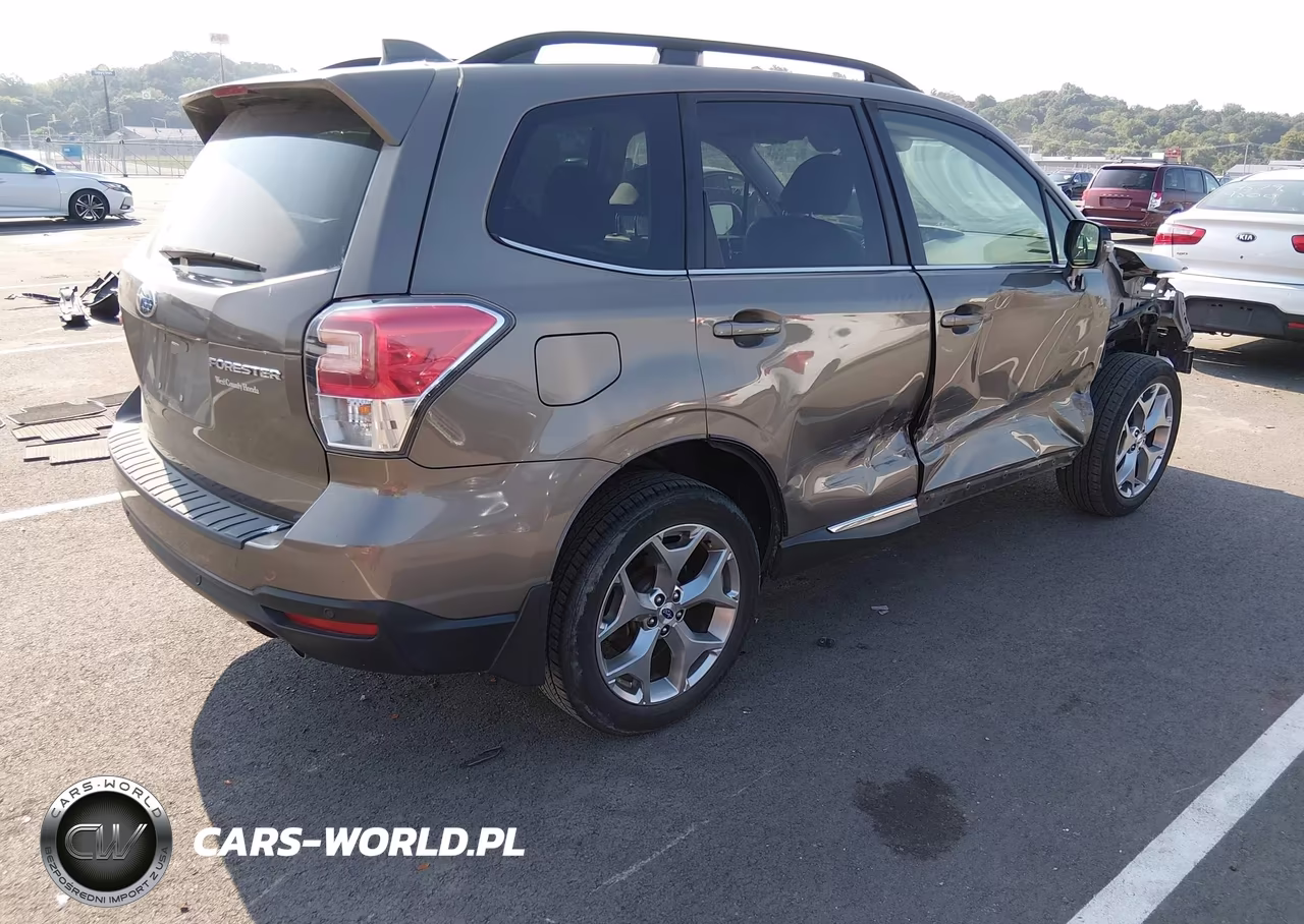 2018 Subaru Forester 2.5I Touring VIN:JF2SJAWC5JH472678 - 4