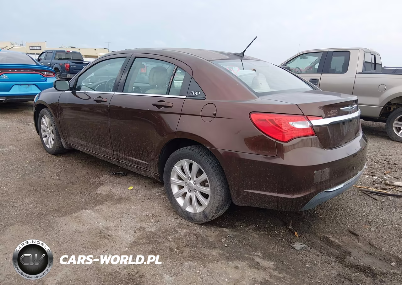 2012 Chrysler 200 Touring VIN:1C3CCBBB6CN257304 - 3