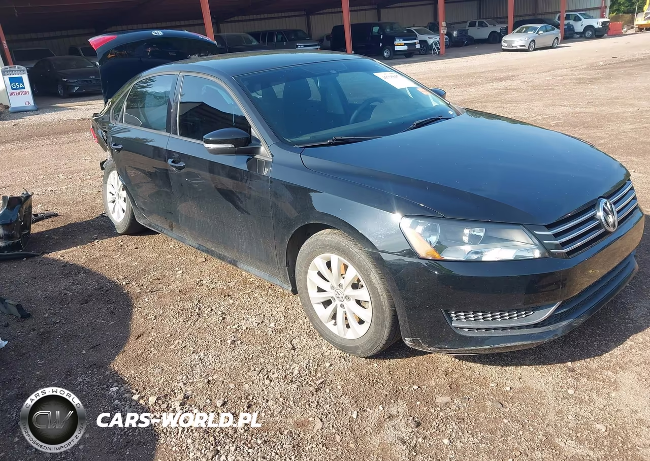 2013 Volkswagen Passat 2.5L S VIN:1VWAH7A31DC073801 - 1
