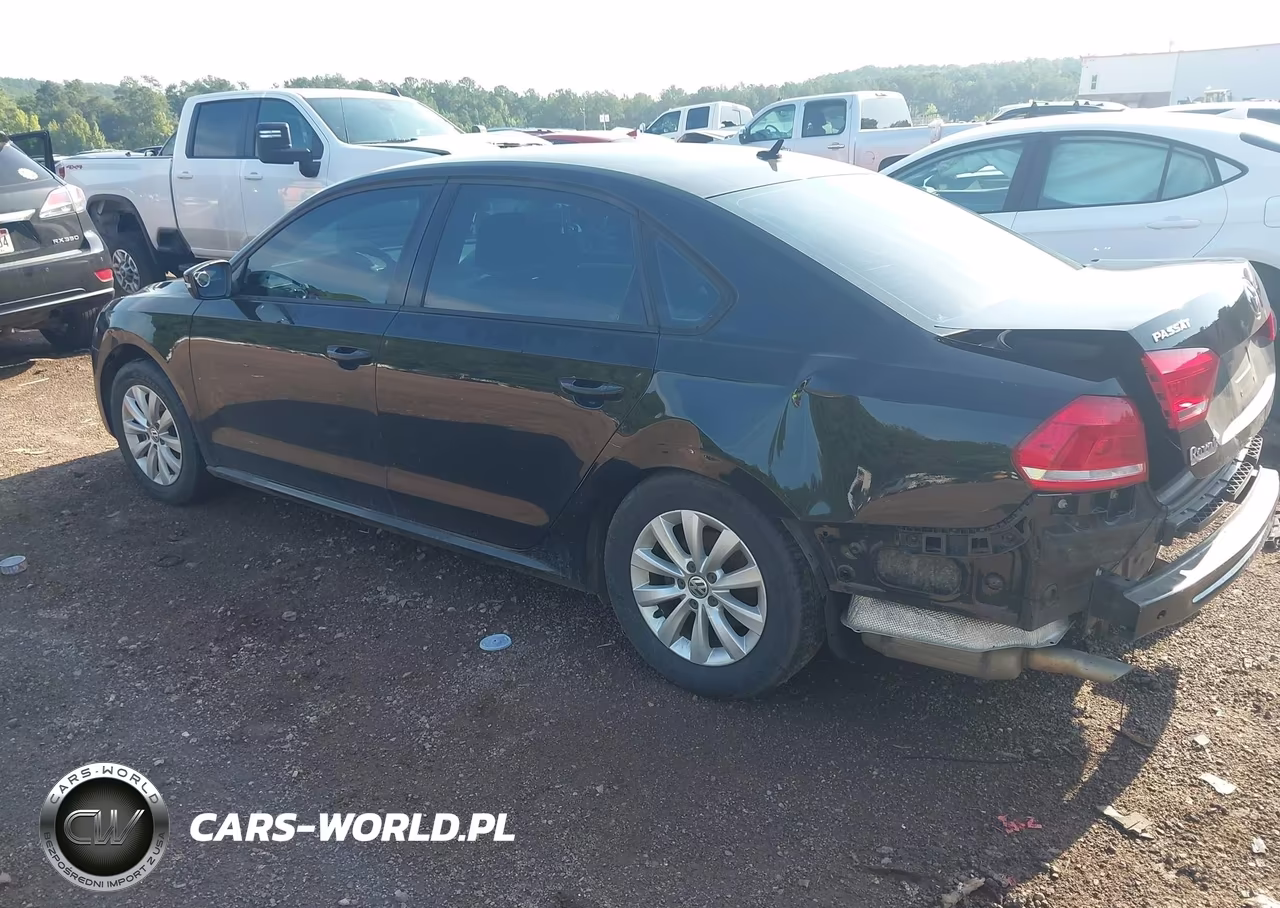 2013 Volkswagen Passat 2.5L S VIN:1VWAH7A31DC073801 - 3