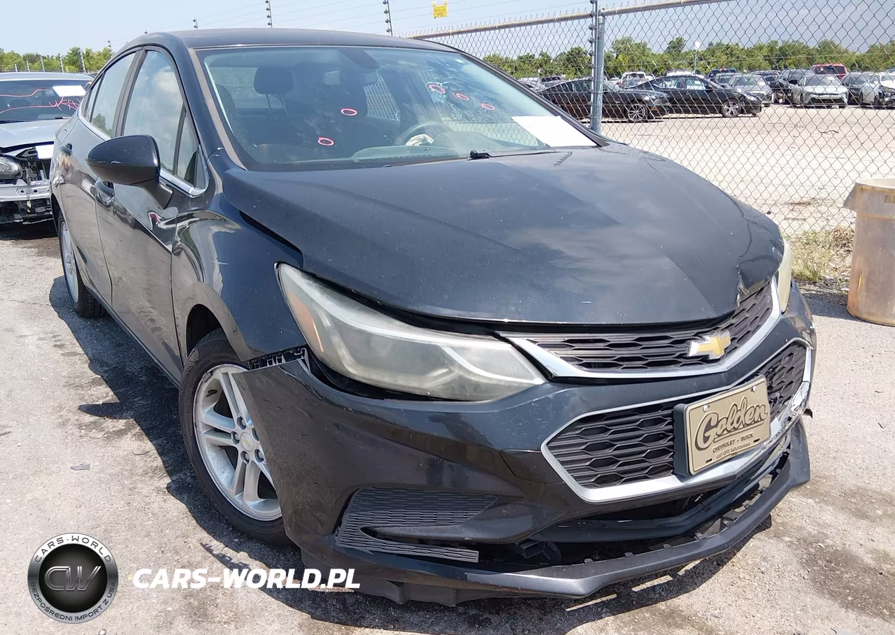 2017 Chevrolet Cruze Lt Auto – zdjęcie 1 z 15