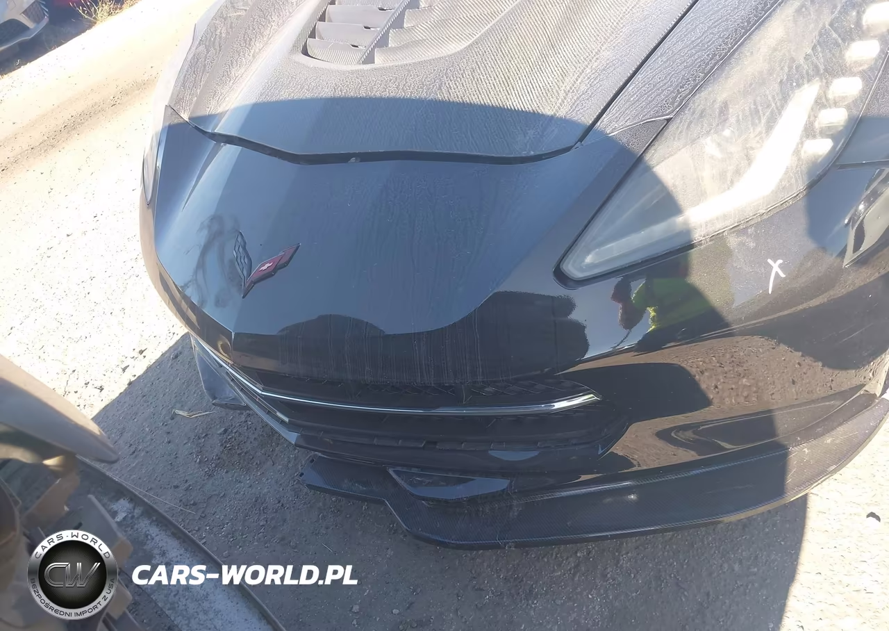 2015 Chevrolet Corvette Stingray VIN:1G1YD2D73F5111477 - 12