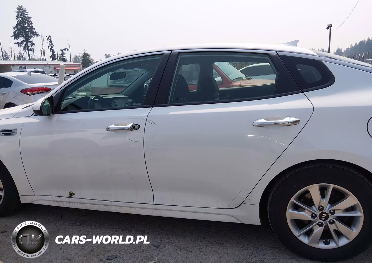 2018 Kia Optima Lx VIN:5XXGT4L37JG195355 - 15