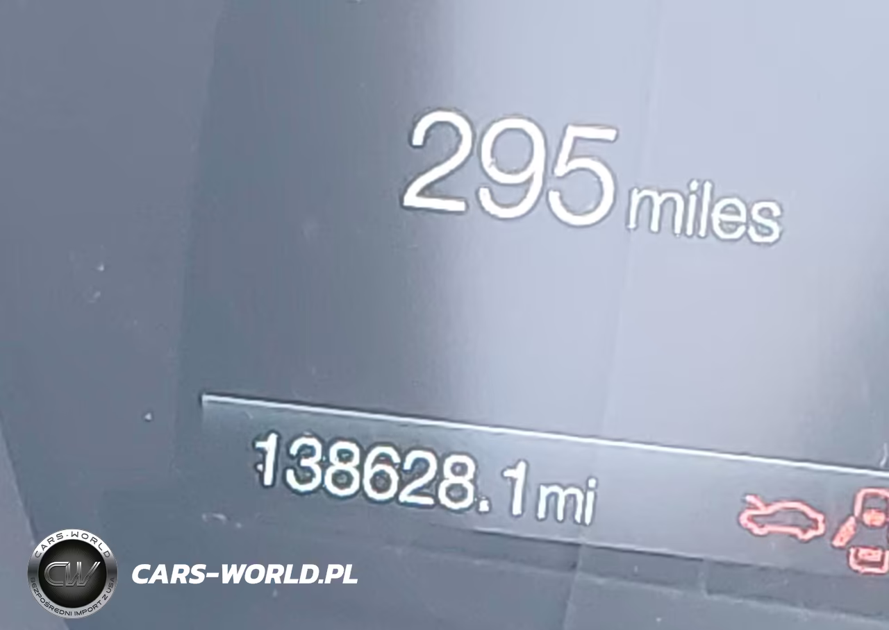 2019 Ford Fusion Titanium VIN:3FA6P0D96KR152727 - 16