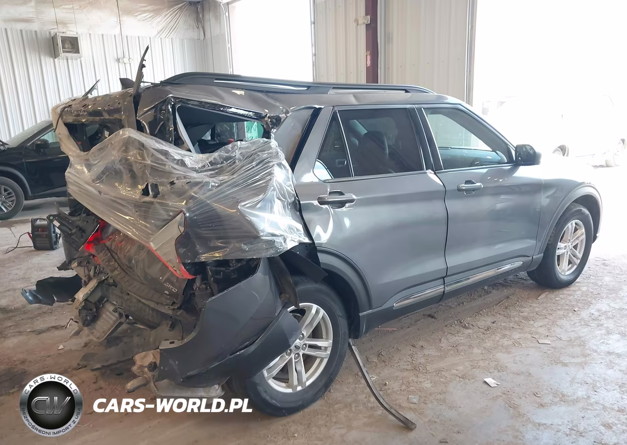2021 Ford Explorer Xlt VIN:1FMSK8DH7MGA93903 - 4