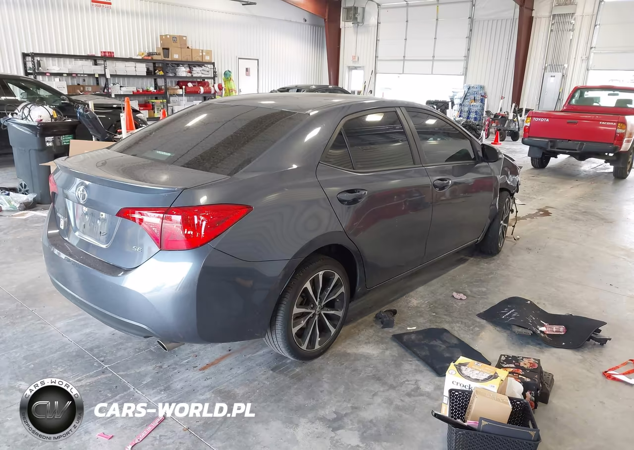 2019 Toyota Corolla Se VIN:5YFBURHE7KP918824 - 4