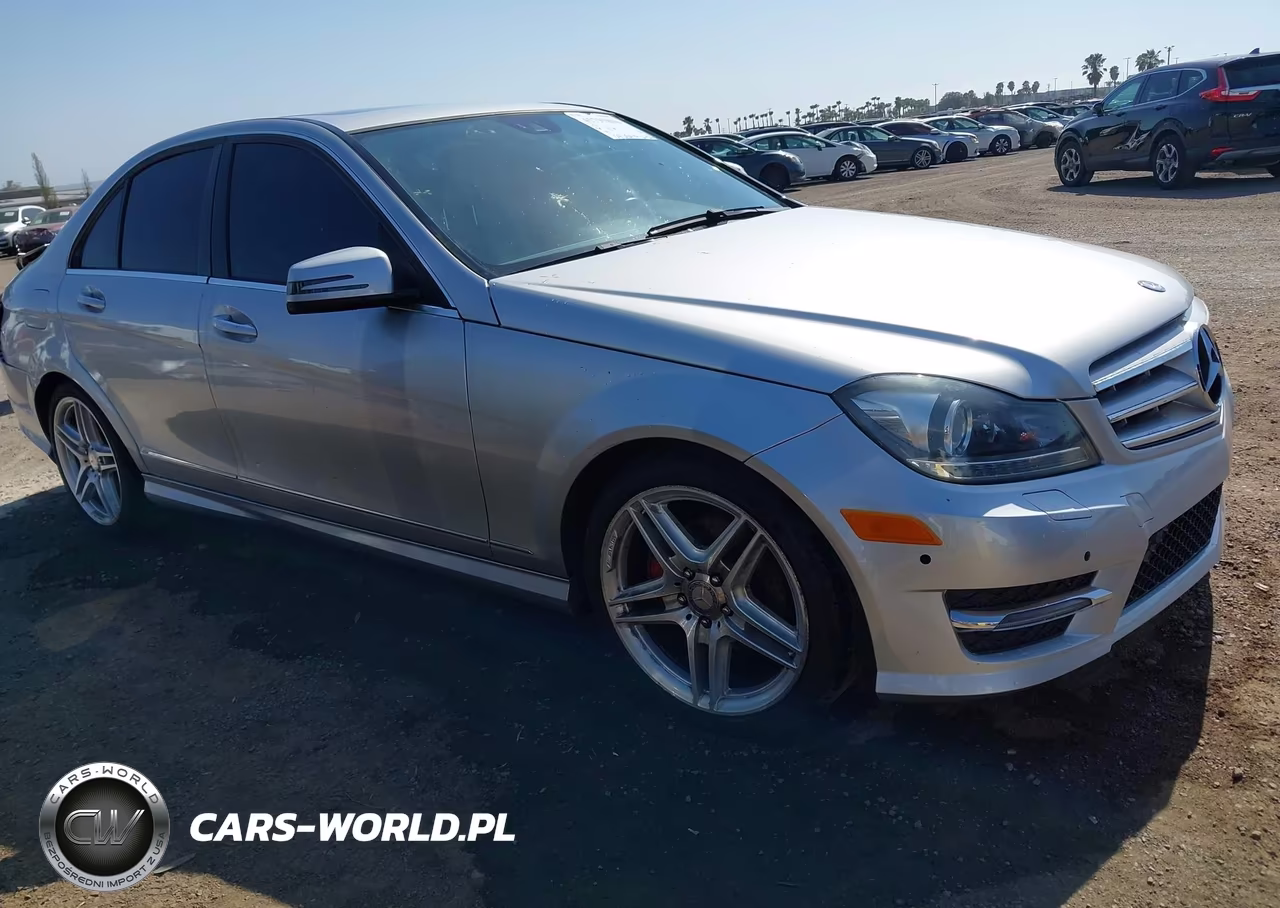 2013 Mercedes-Benz C 250 Sport – zdjęcie 1 z 13