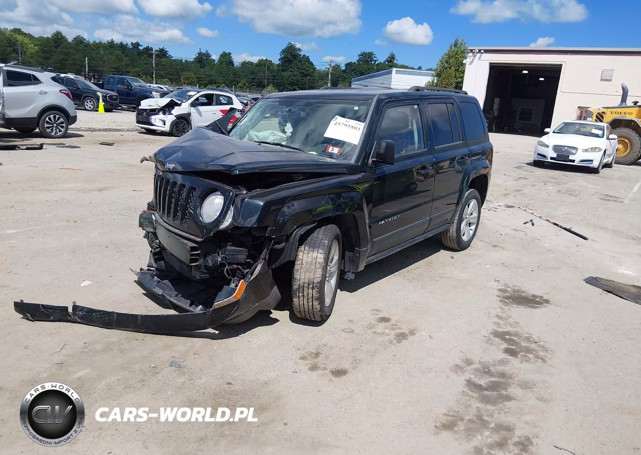 2013 Jeep Patriot Latitude VIN:1C4NJPFB3DD211115 - 2