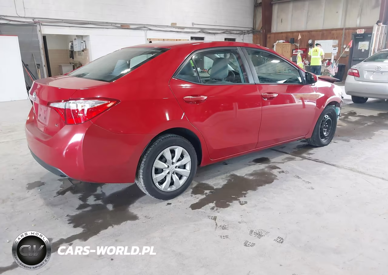 2016 Toyota Corolla Le VIN:2T1BURHE3GC521537 - 4