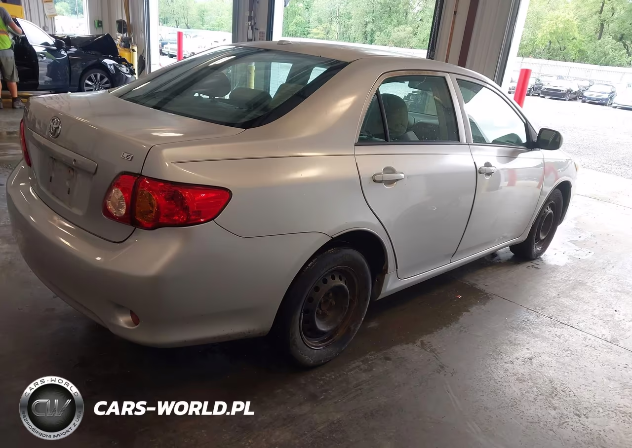 2010 Toyota Corolla Le VIN:1NXBU4EE2AZ199843 - 4