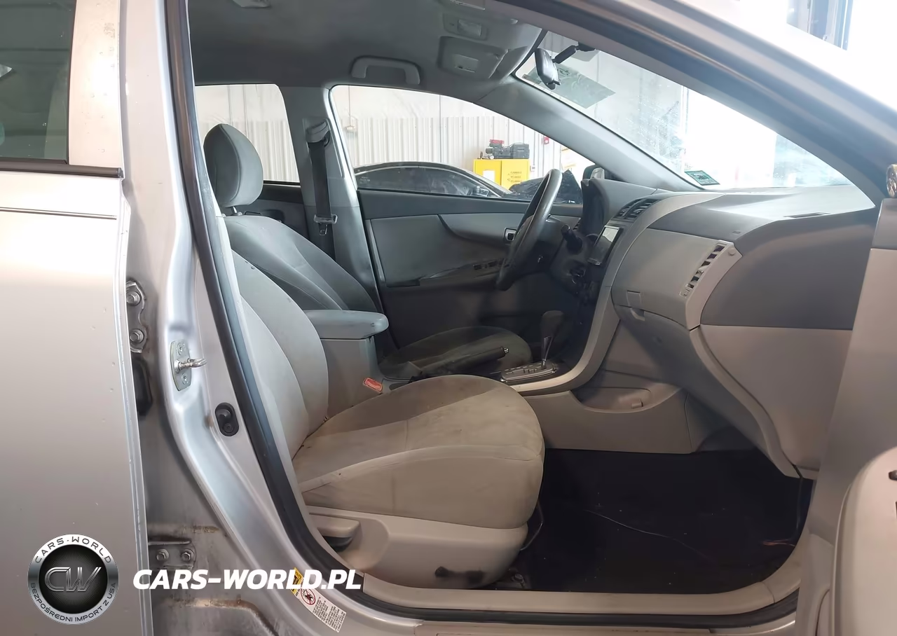 2010 Toyota Corolla Le VIN:1NXBU4EE2AZ199843 - 5