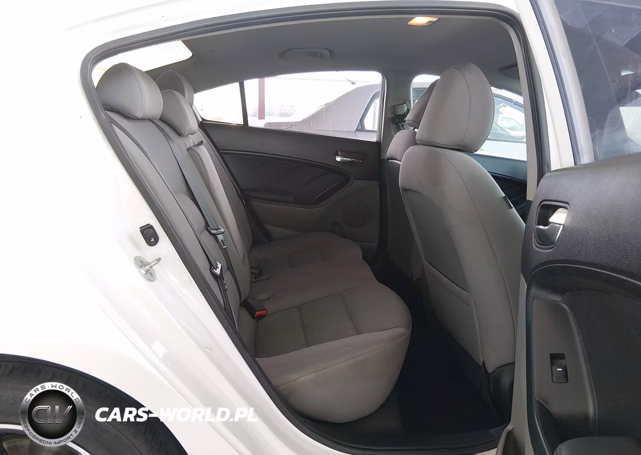 2015 Kia Forte Lx VIN:KNAFX4A65F5399285 - 8