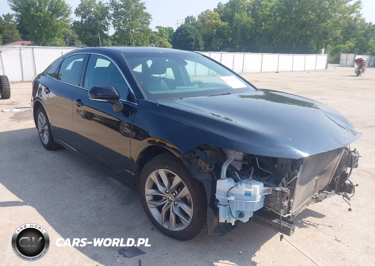 2022 Toyota Avalon Xle
