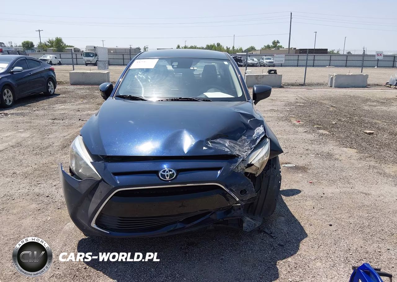 2018 Toyota Yaris Ia VIN:3MYDLBYV9JY323458 - 12