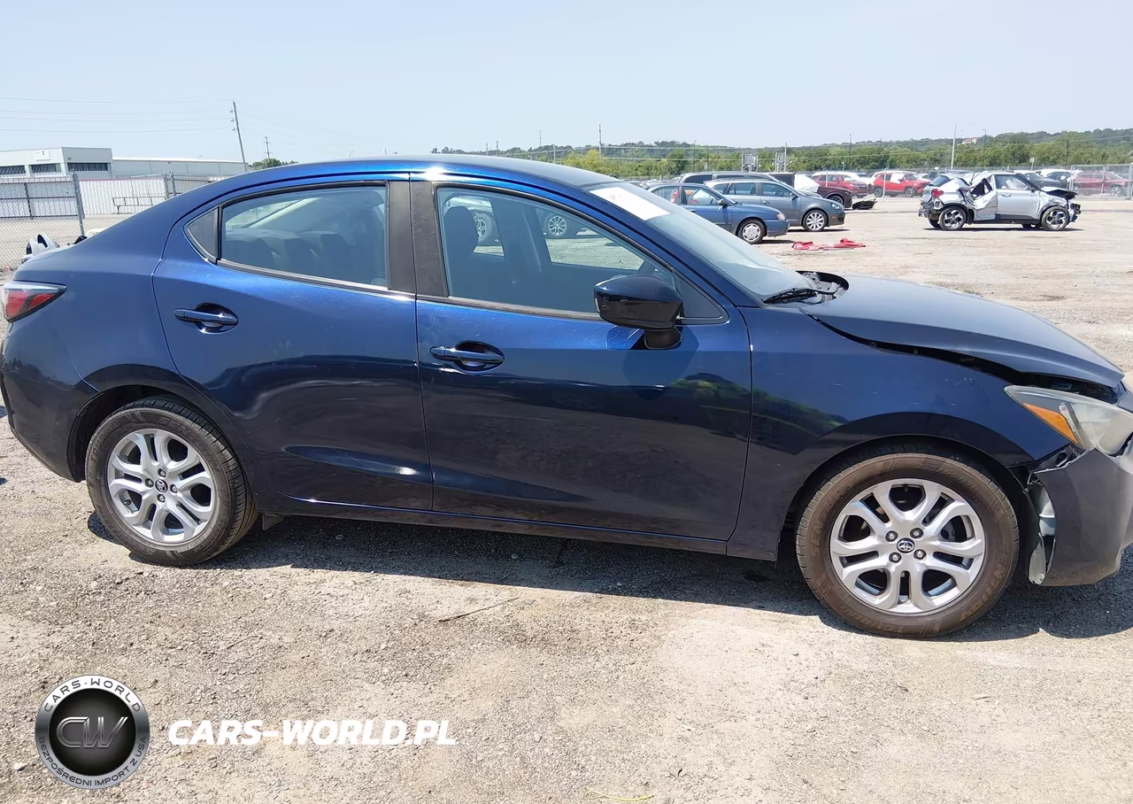 2018 Toyota Yaris Ia VIN:3MYDLBYV9JY323458 - 13