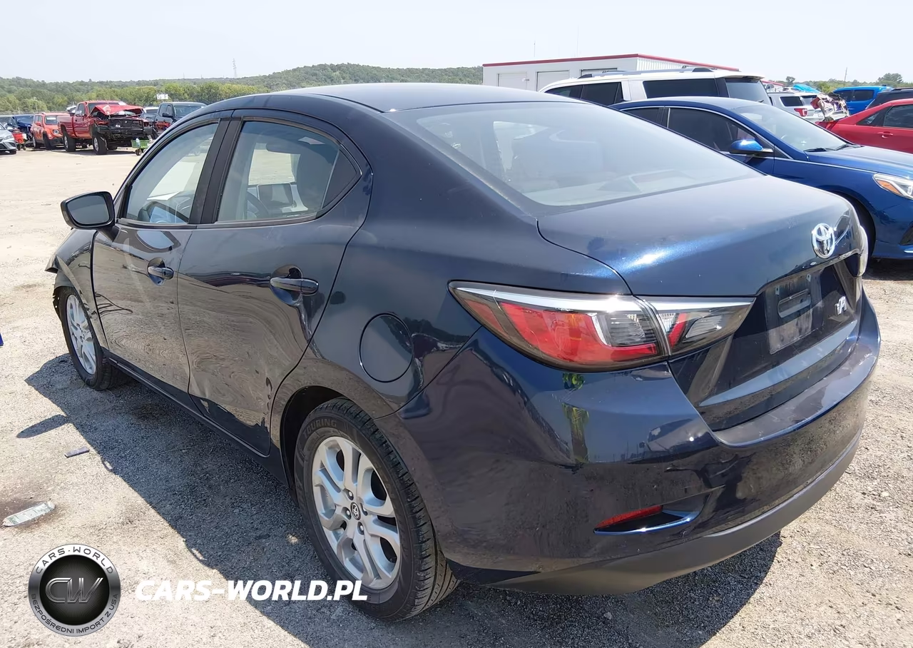 2018 Toyota Yaris Ia VIN:3MYDLBYV9JY323458 - 3