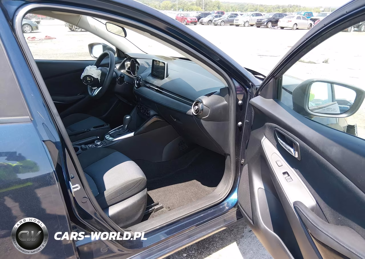 2018 Toyota Yaris Ia VIN:3MYDLBYV9JY323458 - 5