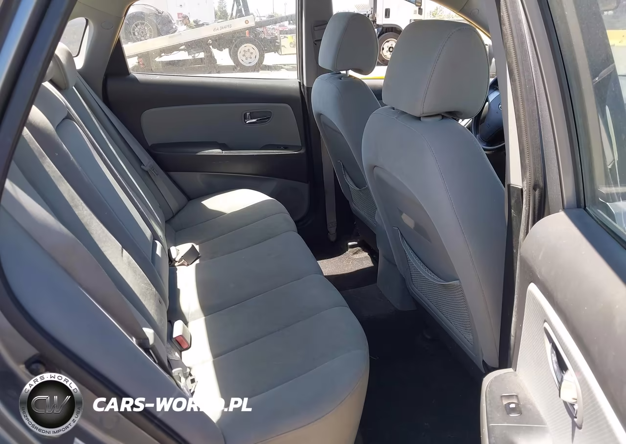 2010 Hyundai Elantra Gls VIN:KMHDU4ADXAU037786 - 8