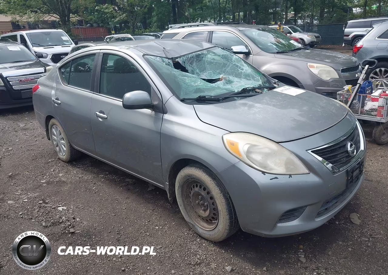 2014 Nissan Versa 1.6 Sv