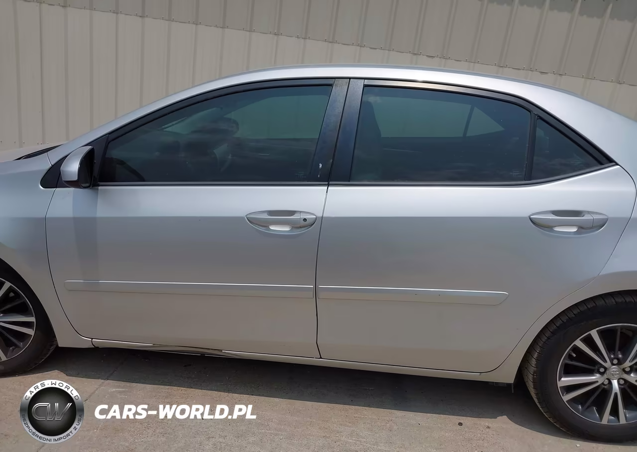 2016 Toyota Corolla Le Plus VIN:5YFBURHE6GP450608 - 15