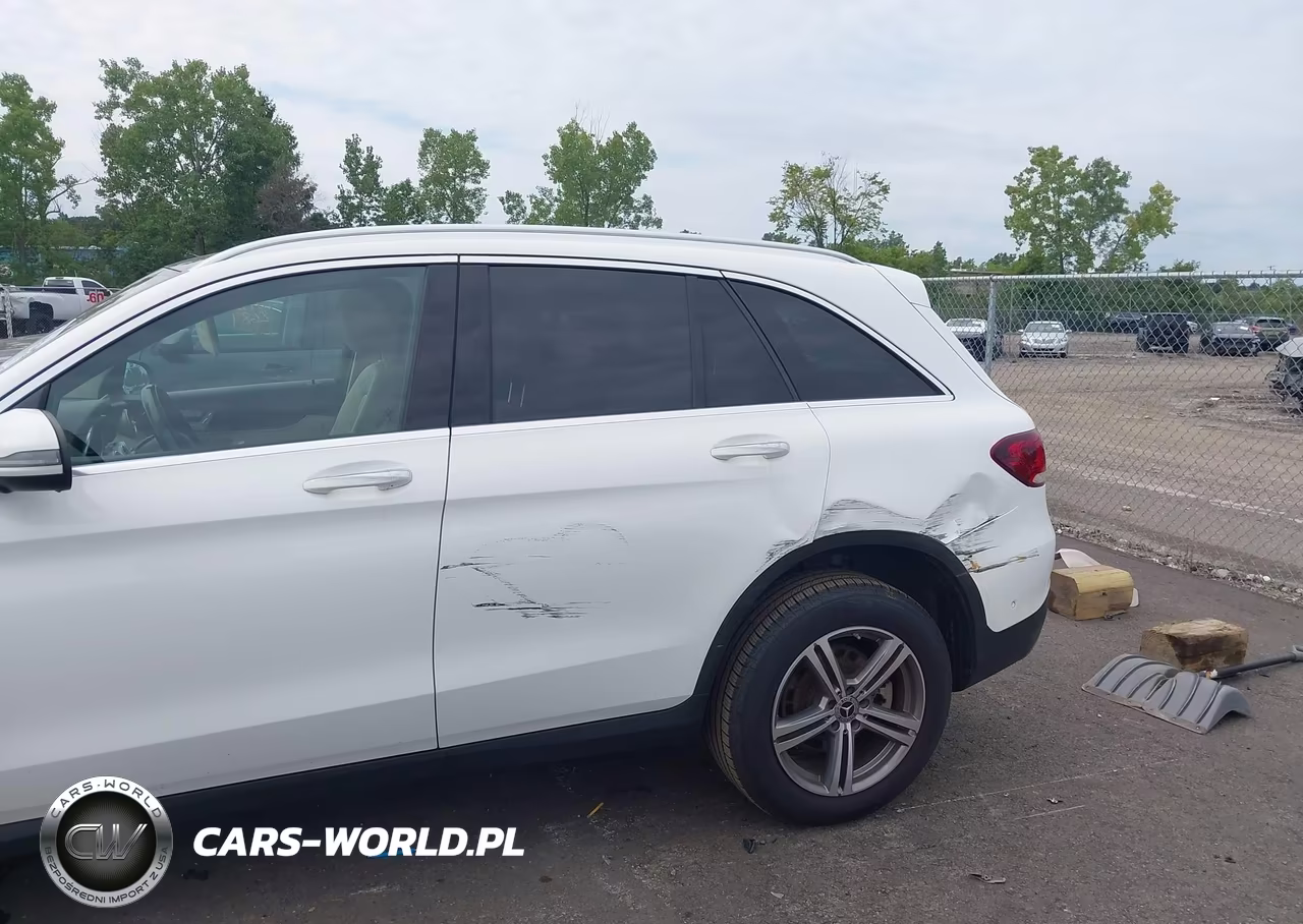 2021 Mercedes-Benz Glc 300 4Matic Suv VIN:W1N0G8EB7MF883692 - 6