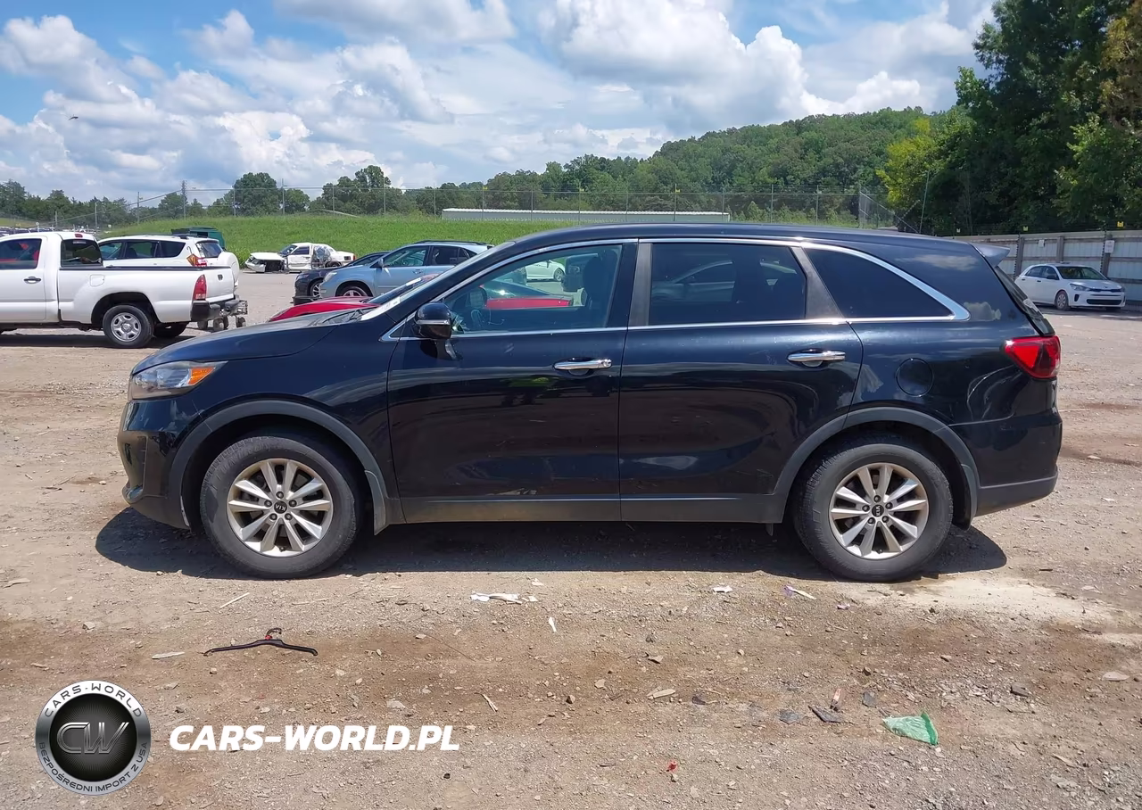 2019 Kia Sorento 2.4L L VIN:5XYPG4A37KG576319 - 14
