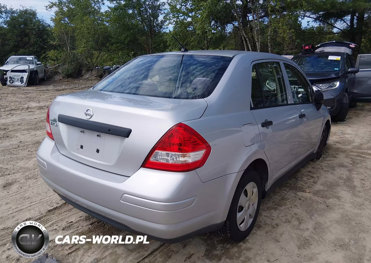 2009 Nissan Versa 1.6 VIN:3N1CC11E69L498681 - 4