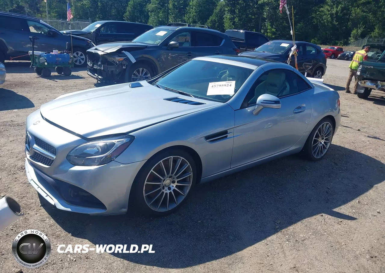 2017 Mercedes-Benz Slc 300 VIN:WDDPK3JA0HF137536 - 2