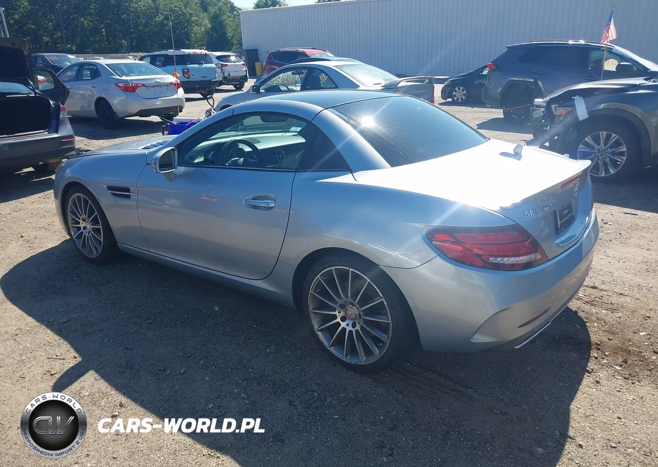 2017 Mercedes-Benz Slc 300 VIN:WDDPK3JA0HF137536 - 3