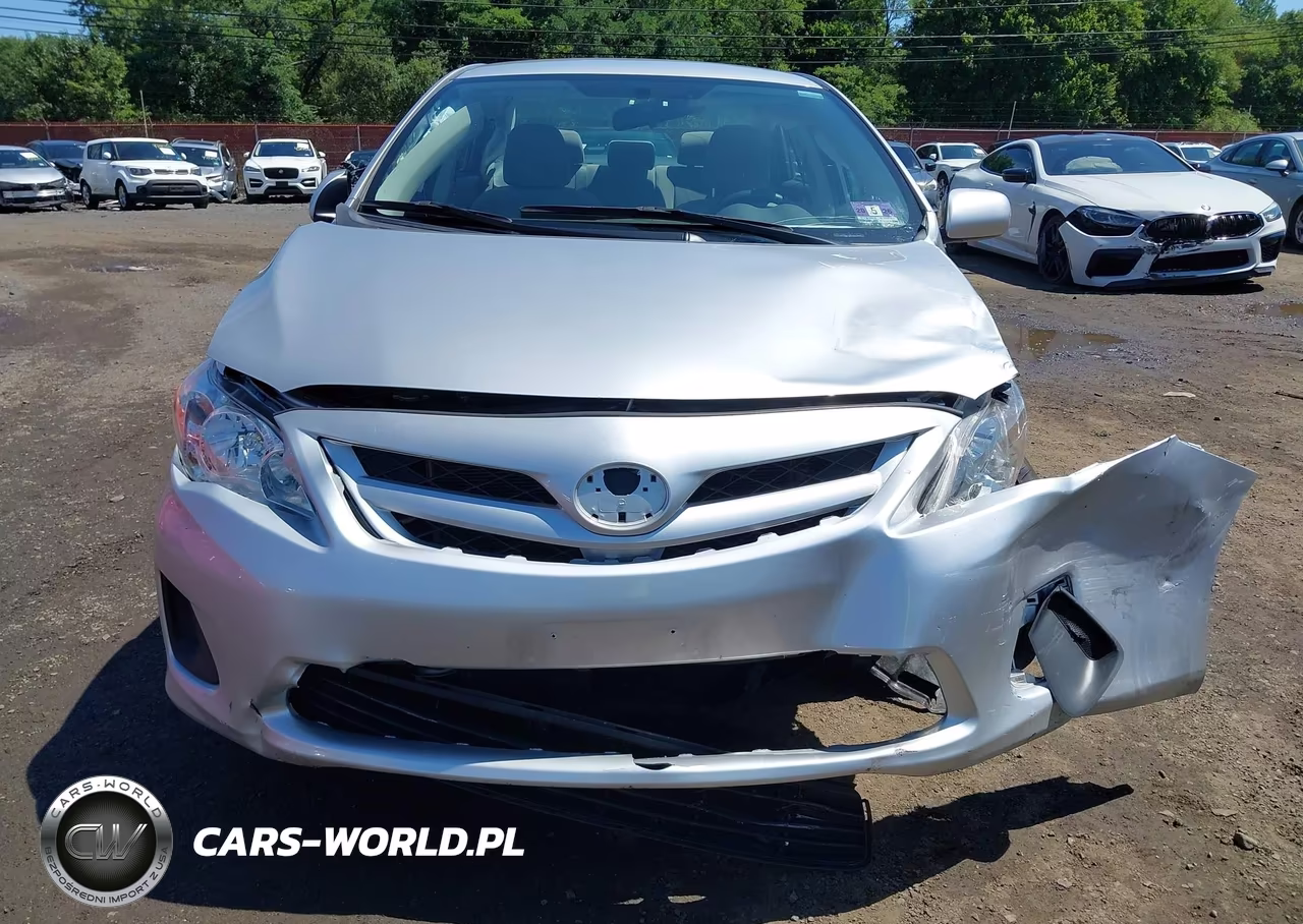 2011 Toyota Corolla Le VIN:JTDBU4EE4BJ101838 - 12