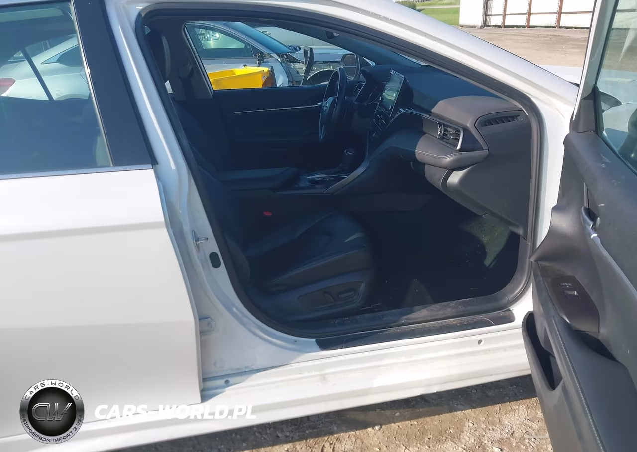 2021 Toyota Camry Xse Hybrid VIN:4T1K31AK1MU568953 - 5