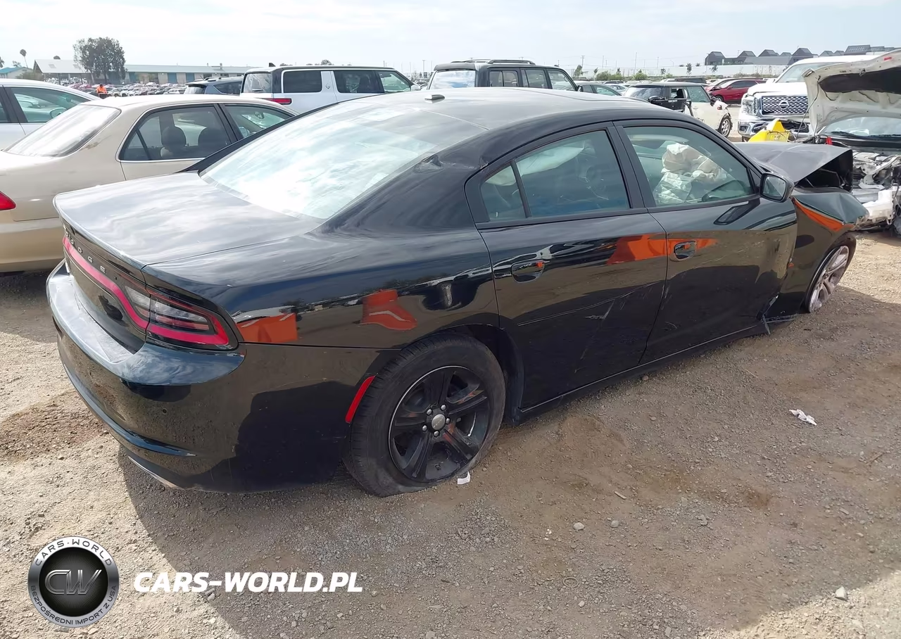 2022 Dodge Charger Sxt Rwd VIN:2C3CDXBG2NH212944 - 4