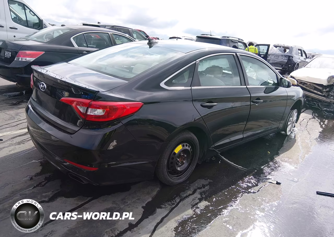 2015 Hyundai Sonata Se VIN:5NPE24AF2FH158605 - 4