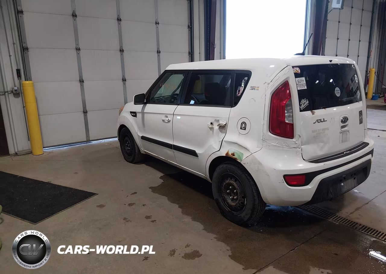 2012 Kia Soul VIN:KNDJT2A58C7436866 - 3
