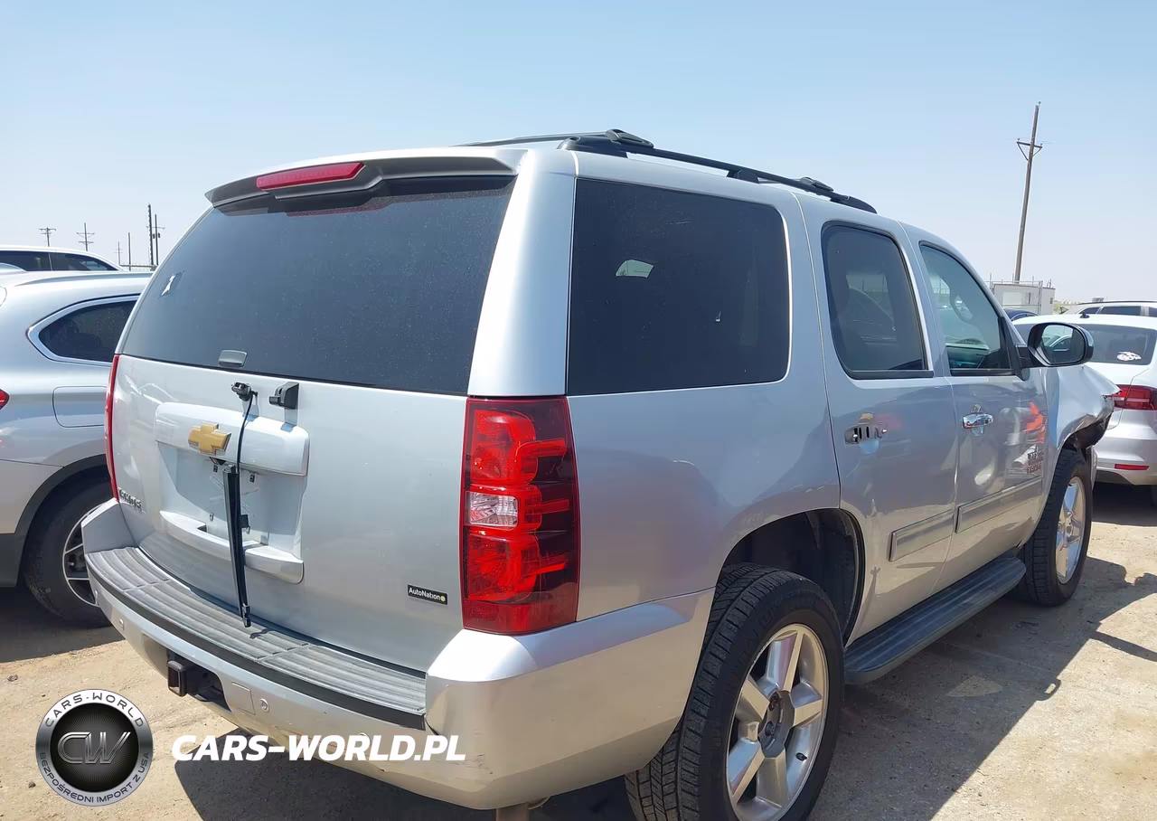 2013 Chevrolet Tahoe Ls VIN:1GNSCAE09DR309425 - 4