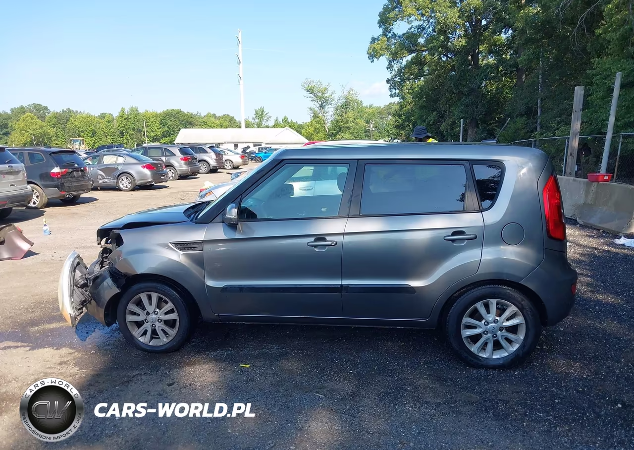 2012 Kia Soul + VIN:KNDJT2A68C7375253 - 14