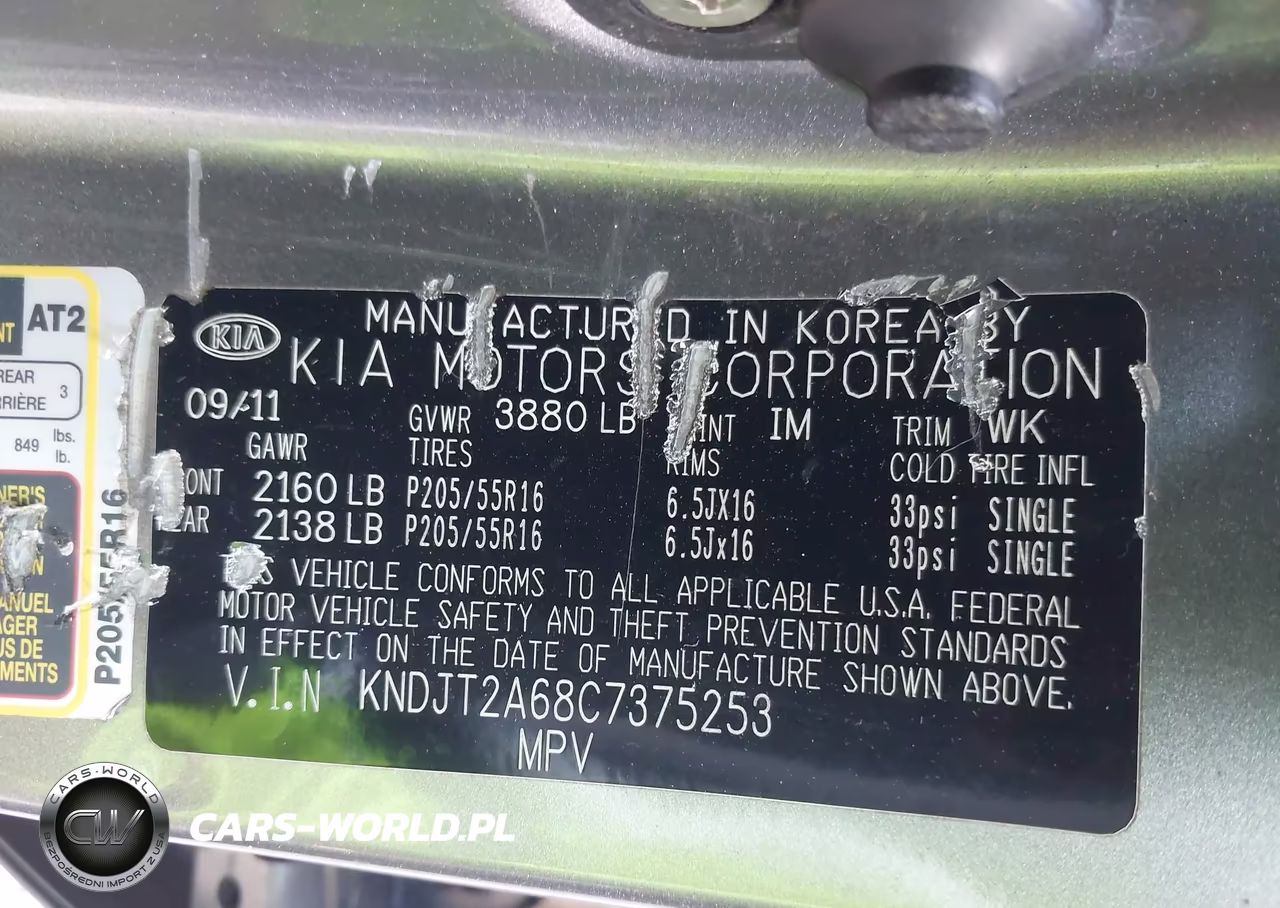 2012 Kia Soul + VIN:KNDJT2A68C7375253 - 9